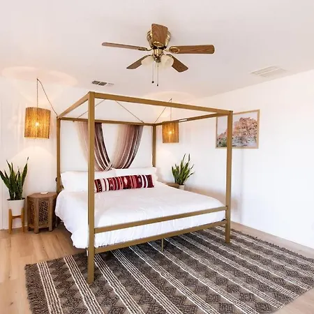 Sun Runner - Serene Desert Home W/Pool & Hot Tub
